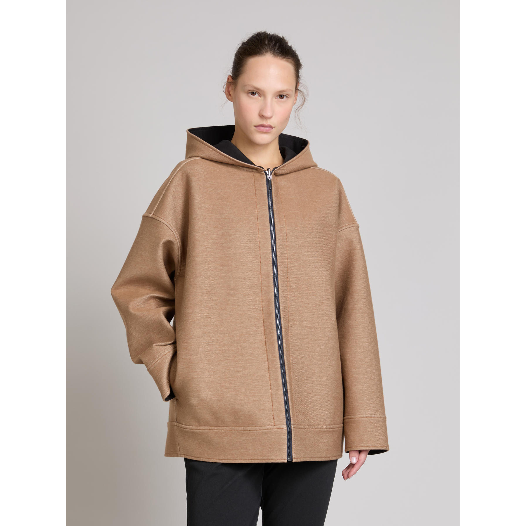 Giacca Max Mara con Cappuccio in Jersey Double Effetto Scuba